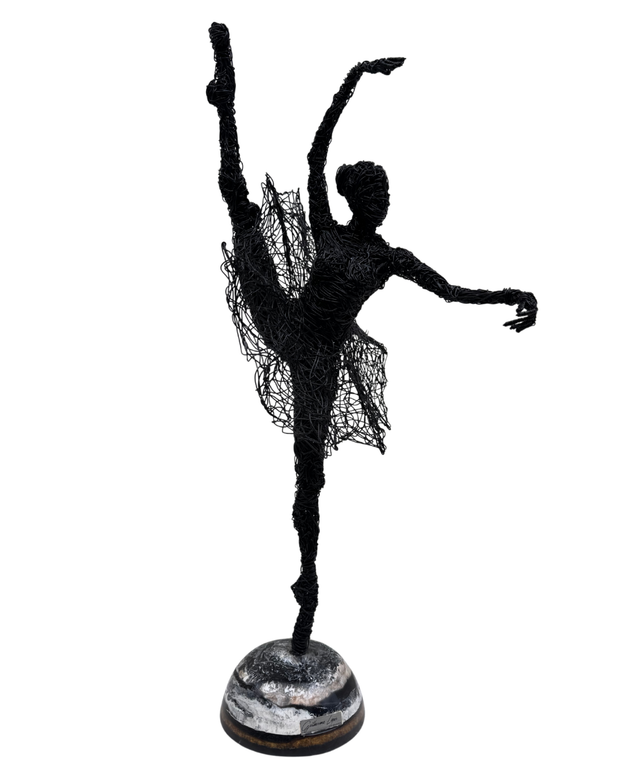 Bailarina 2, por Guilherme Lopes